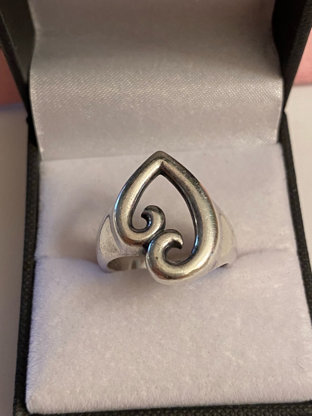 James Avery Sterling Silver Mother’s Heart Ring